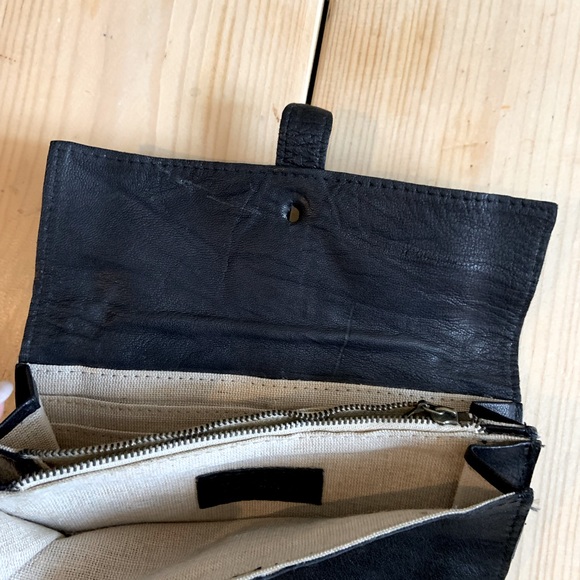 Topshop , black leather and linen slim wallet - Picture 4 of 11